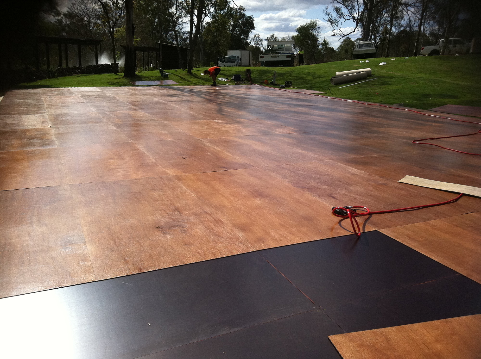 Ply floor
