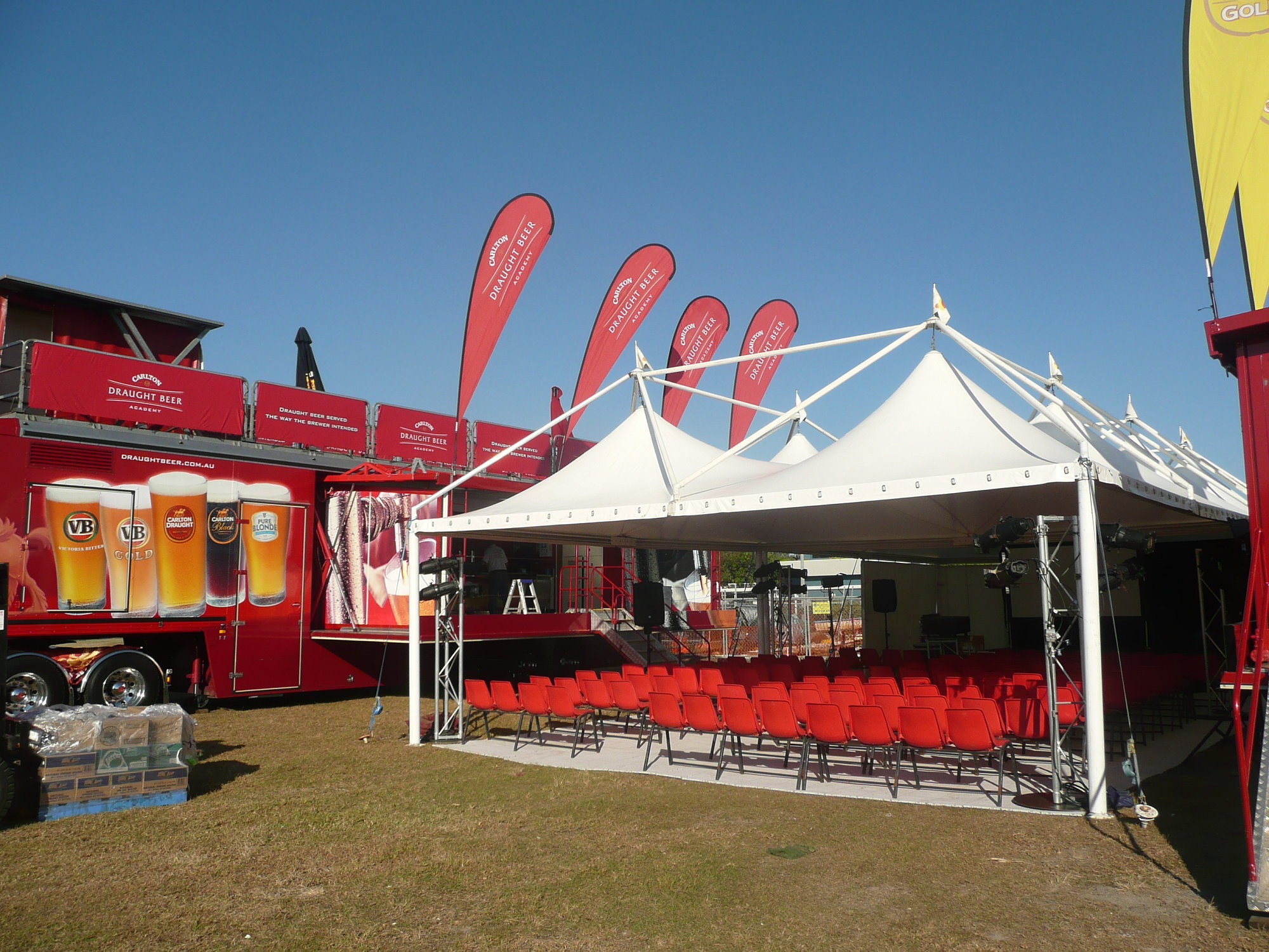 Prestige Marquee 8 x 8 Exterior